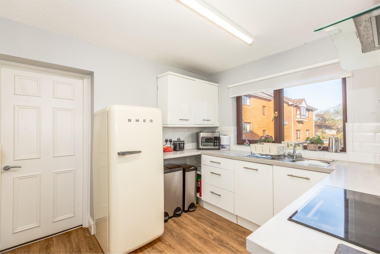 Folland Court, West Cross, Swansea, SA3 5BJ